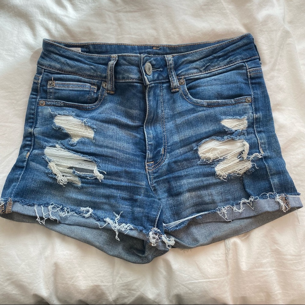 american eagle shorts !!